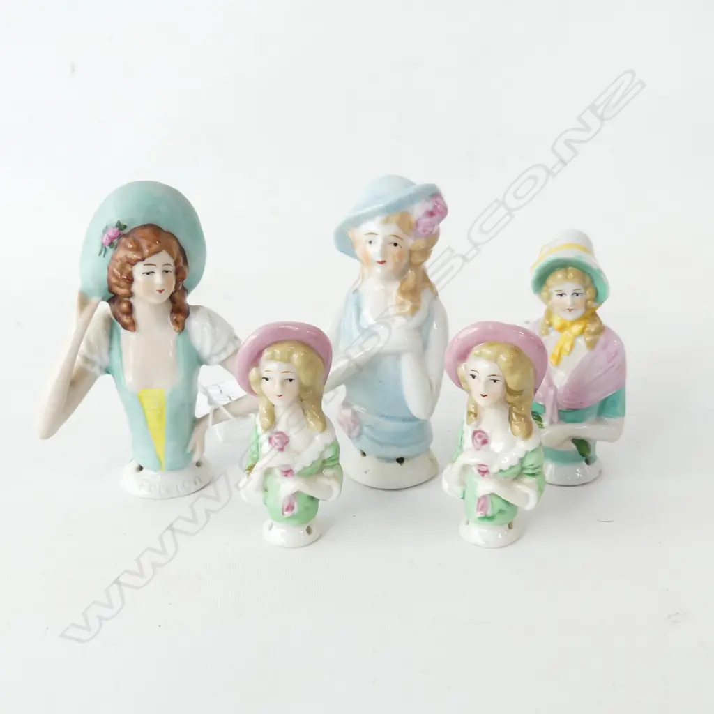 5 X HALF DOLLS. Image 1++