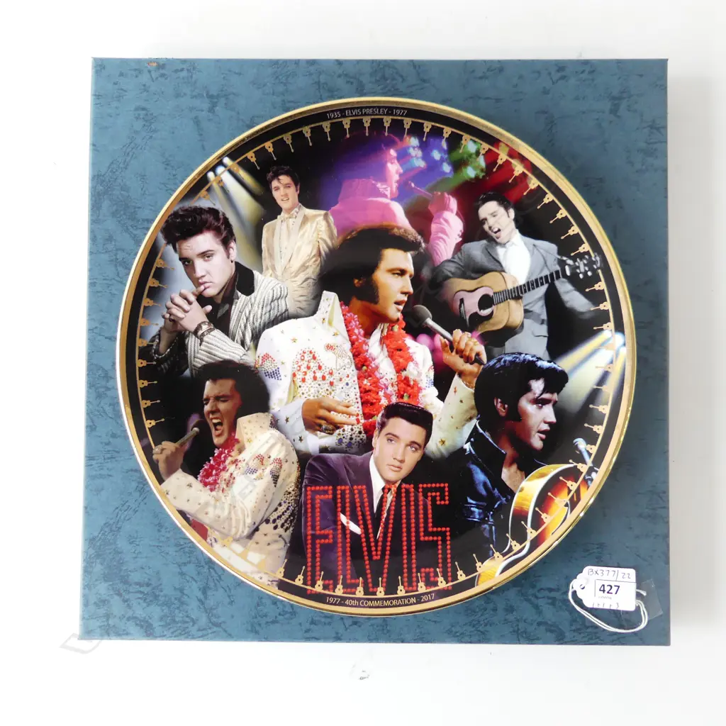 ELVIS COMMEMORATIVE PLATE DIA350MM  FIGURINE H310MM & 3 BATTERY ELVIS CANDLES H180MM TALLEST Image 1++