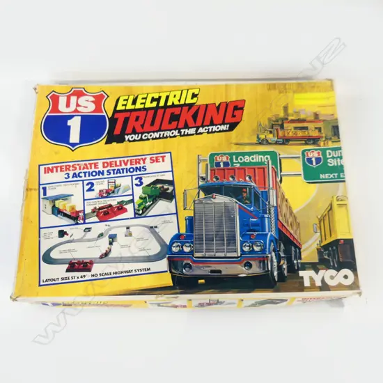  TYCO ELECTRIC TRUCKING SET