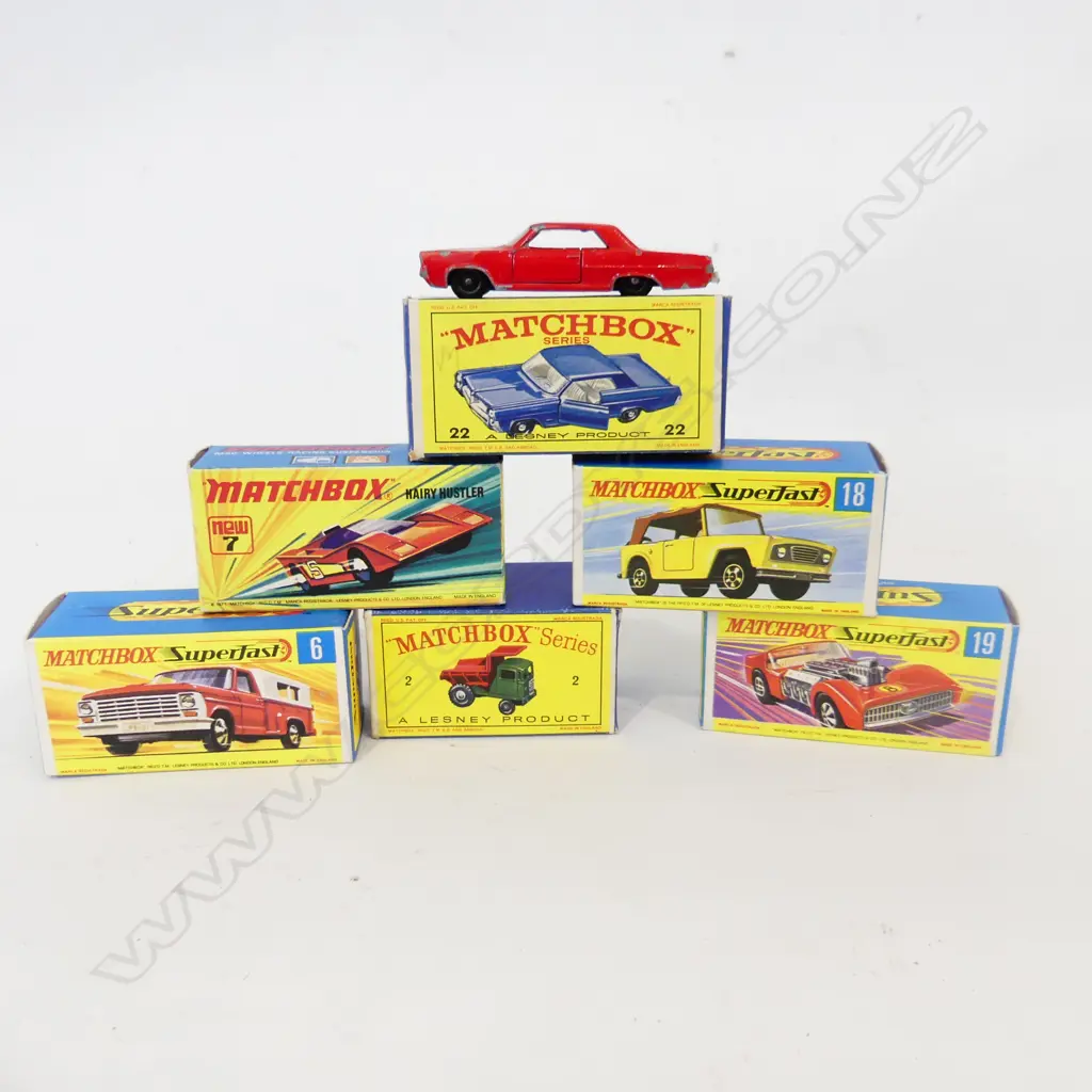 8 ASST VINTAGE BOXED MATCHBOX CARS Image 1++