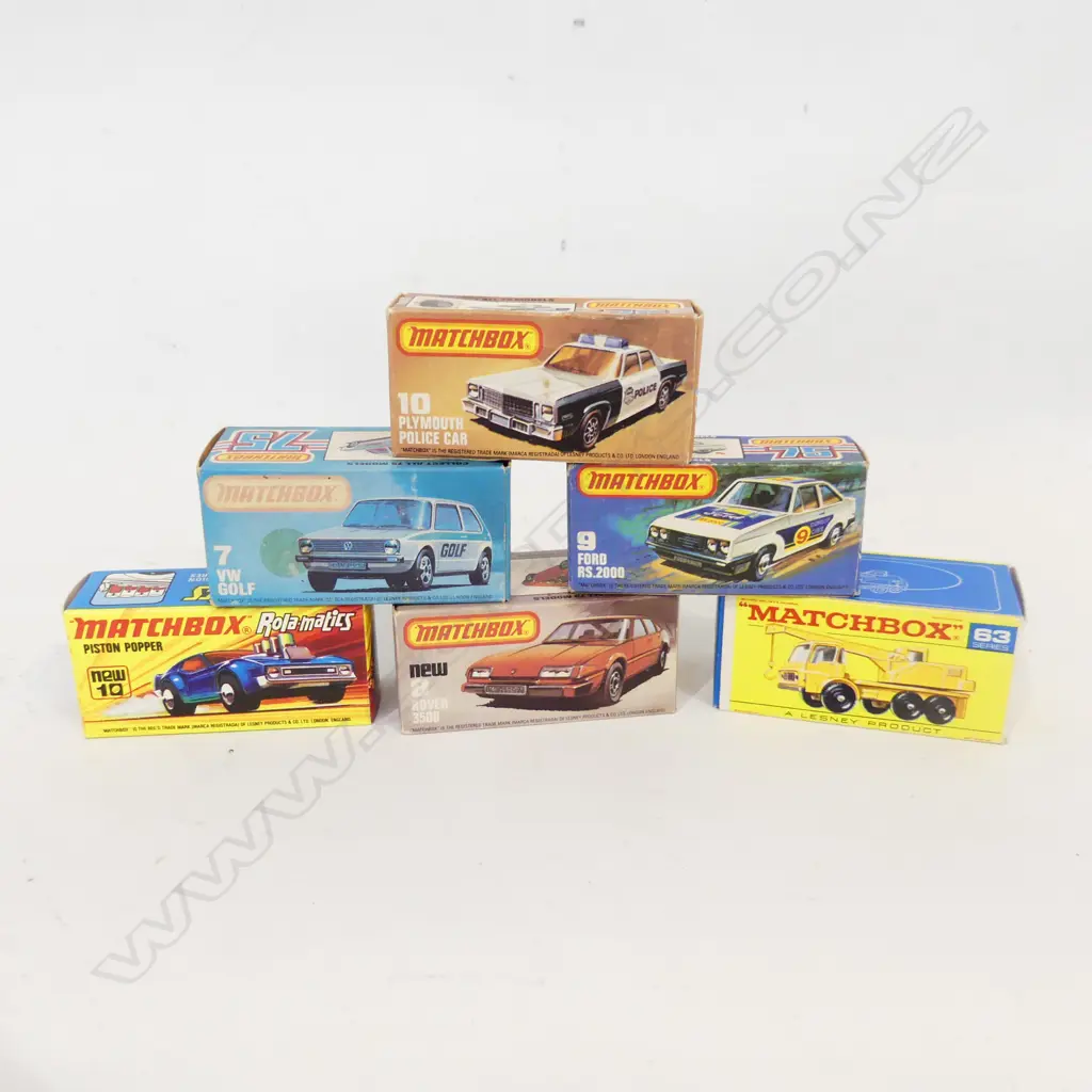8 ASST VINTAGE BOXED MATCHBOX CARS Image 1++