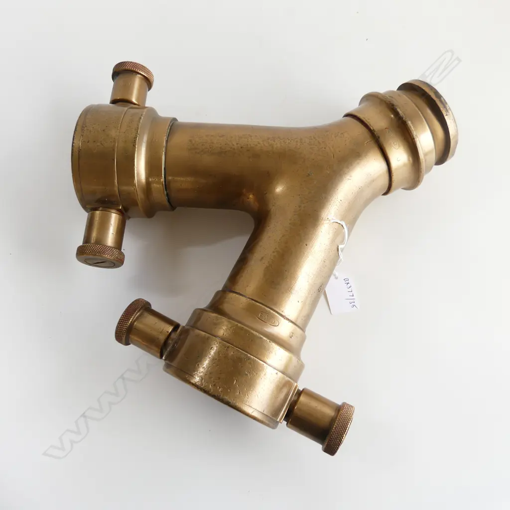 BRASS DOUBLE OUTLET FIREMANS WATER DUCT L320MM Image 1++