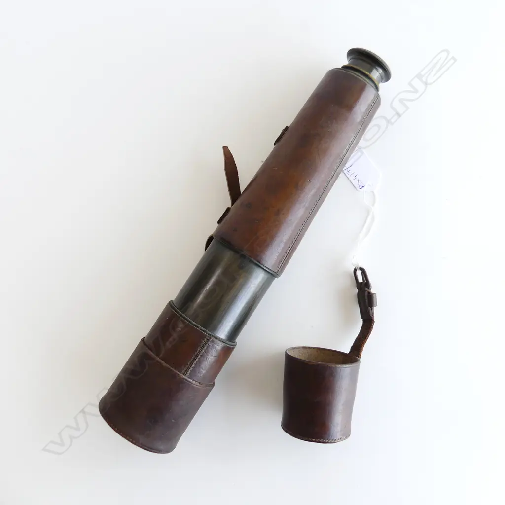 ANTIQUE 5 DRAW TELESCOPE, LEATHER CASE L.290 / 950mm Image 1++