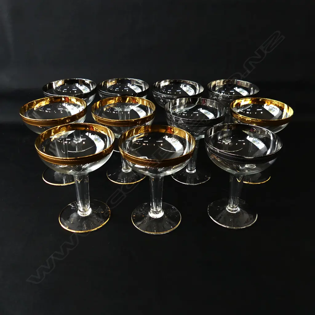 ELEVEN GOLD & SILVER GILT EDGED HOLLOW STEM GLASSES H110MM Image 1++