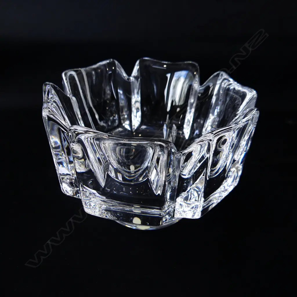 ORREFORS 'CORONA' SMALL CRYSTAL BOWL 115mm dia, BOXED Image 1++