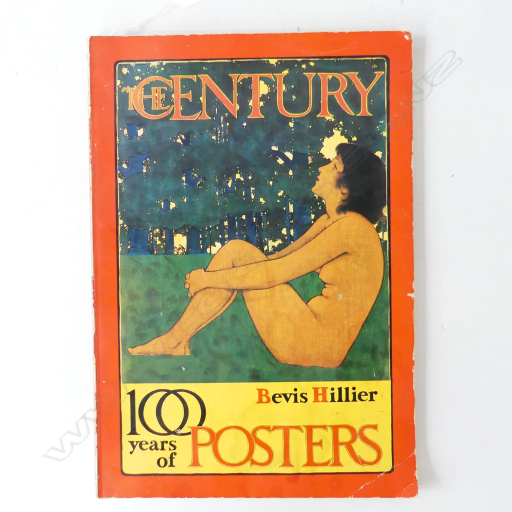 100 YEARS OF POSTERS ILLUSTRATED BOOK Image 1++