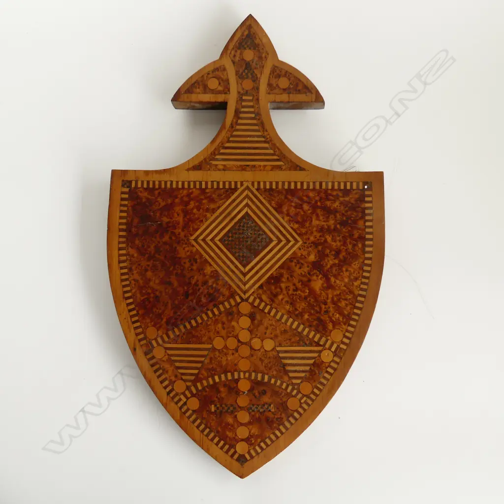 INLAID MARQUETRY SHEILD 480x285mm Image 1++