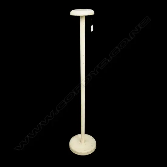 TALL VINTAGE HAT BLOCK  H. 1065mm