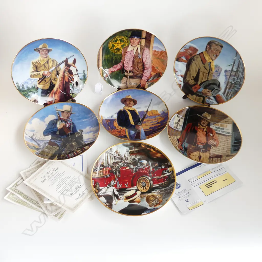 BOX OF 7 FRANKLIN MINT  JOHN WAYNE PLATES DIA 210MM Image 1++