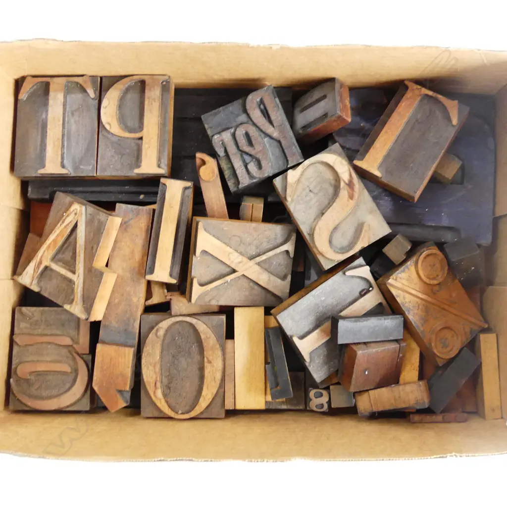 BOX LOT WOODEN PRINTING BLOCKS Image 1++
