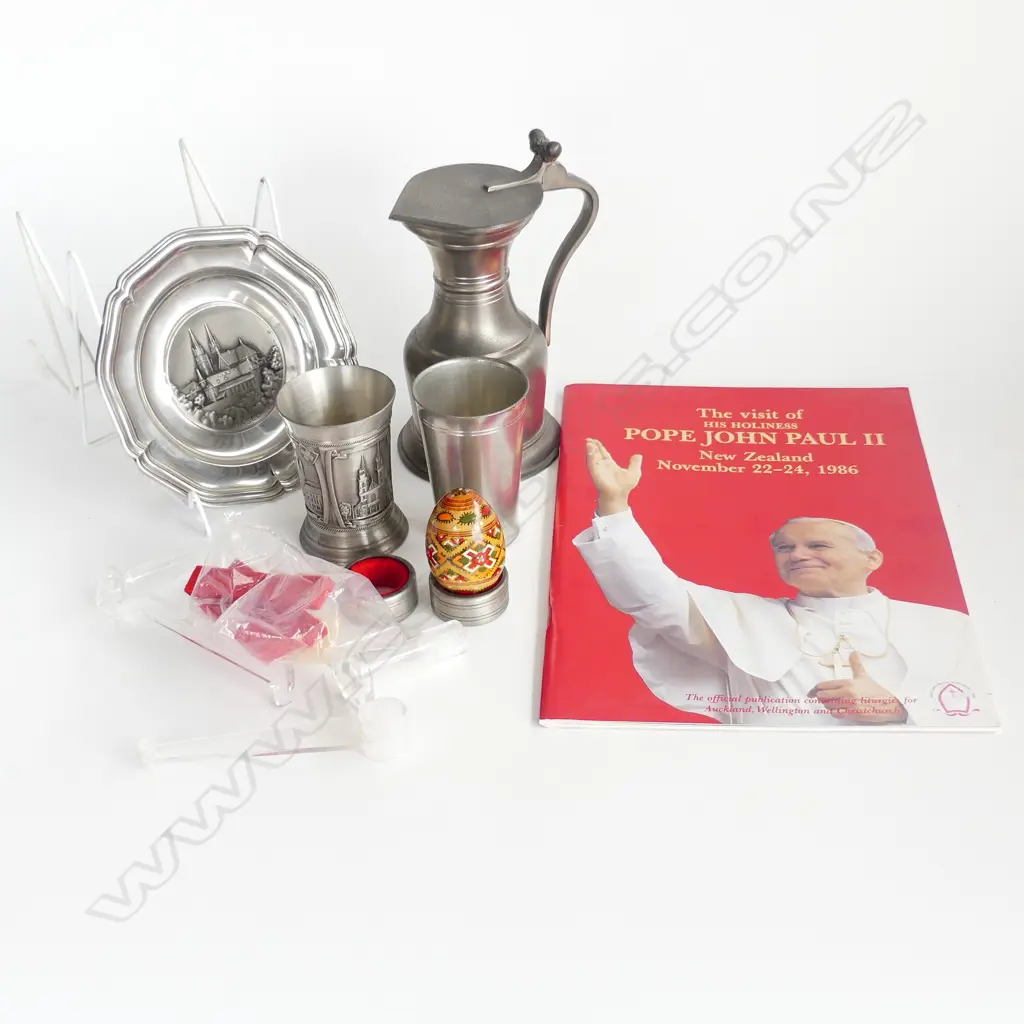 SM BOX MISC INCL PEWTER  Image 1++