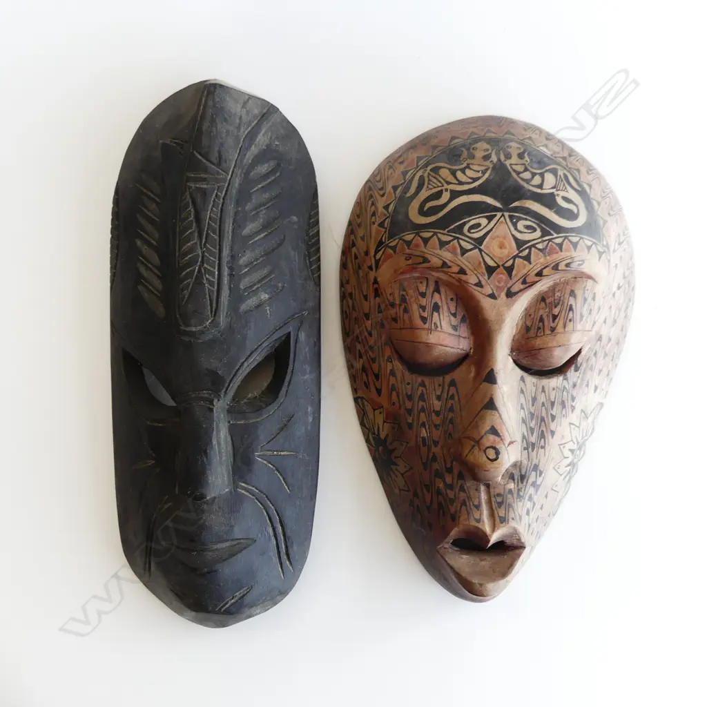 2 CARVED WOODEN AFRICAN TRIBAL MASKS L. 370, 330mm Image 1++