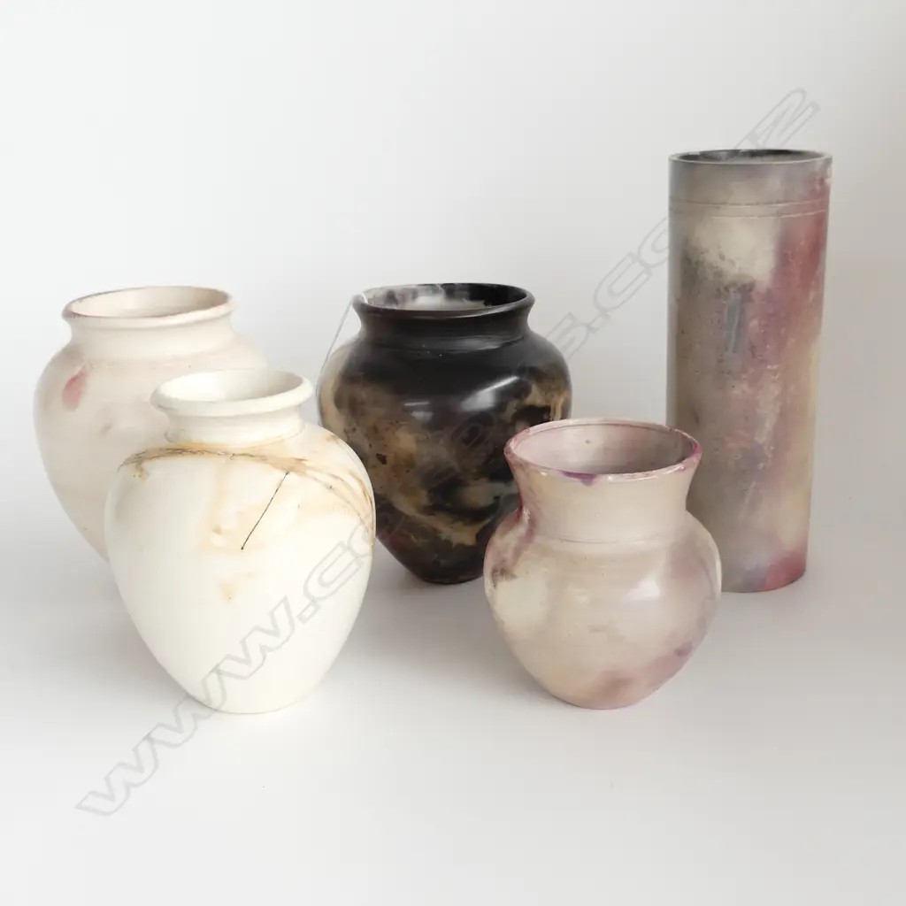 5 ASST NELL NORMA (NZ) POTTERY VASES H. 222, 2 X 175, 160, 125mm ALL SIG. TO BASE Image 1++
