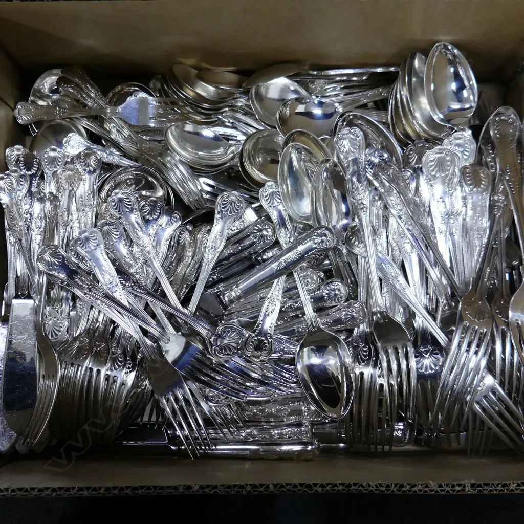 HUGE LOT OF SILVER PLATE CUTLERY SET, ALL SAME PATTERN,  KNIVES, FORKS, CAKE, FISH,SPOONS ETC.. Image 1++