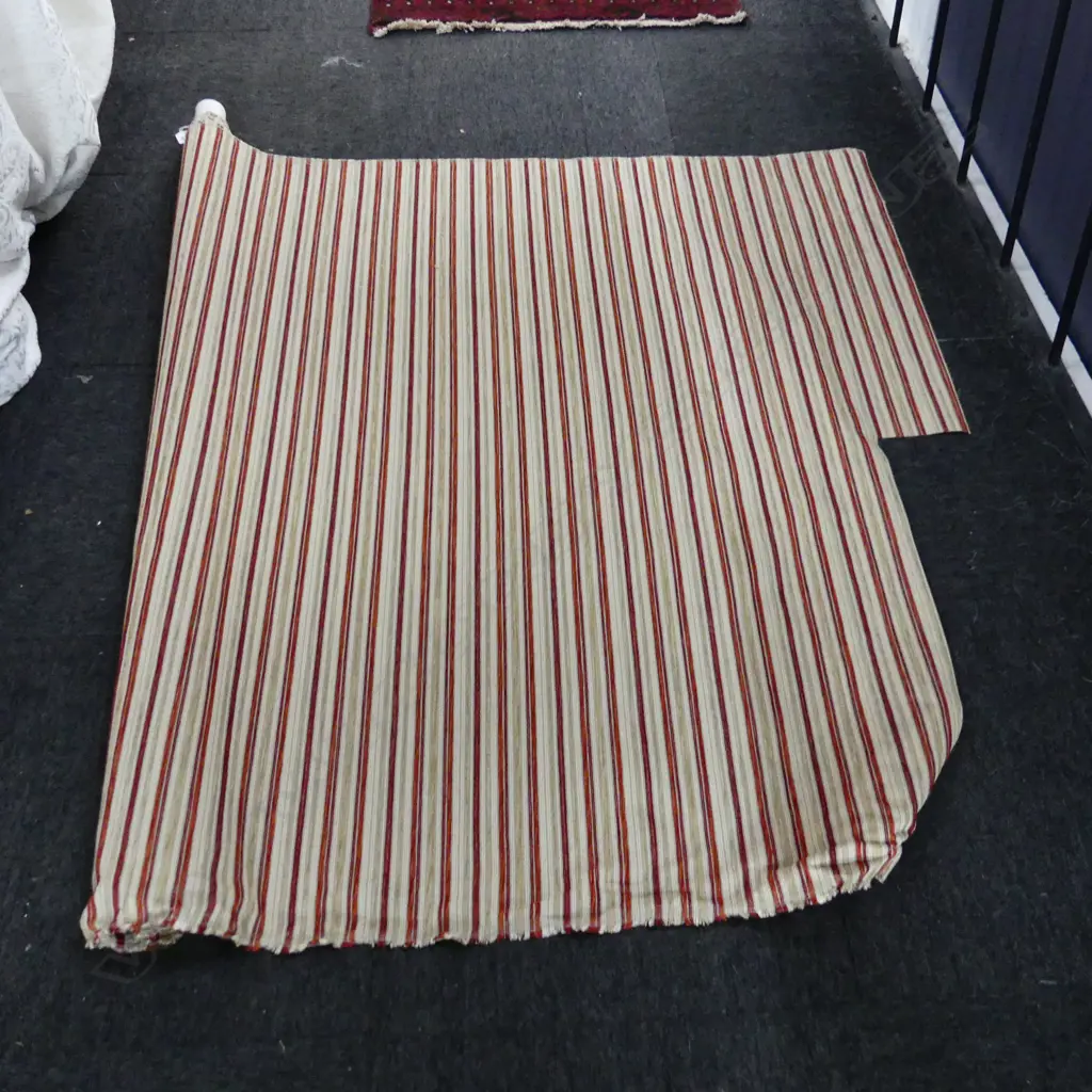 UPHOLSTERY FABRIC Image 1++