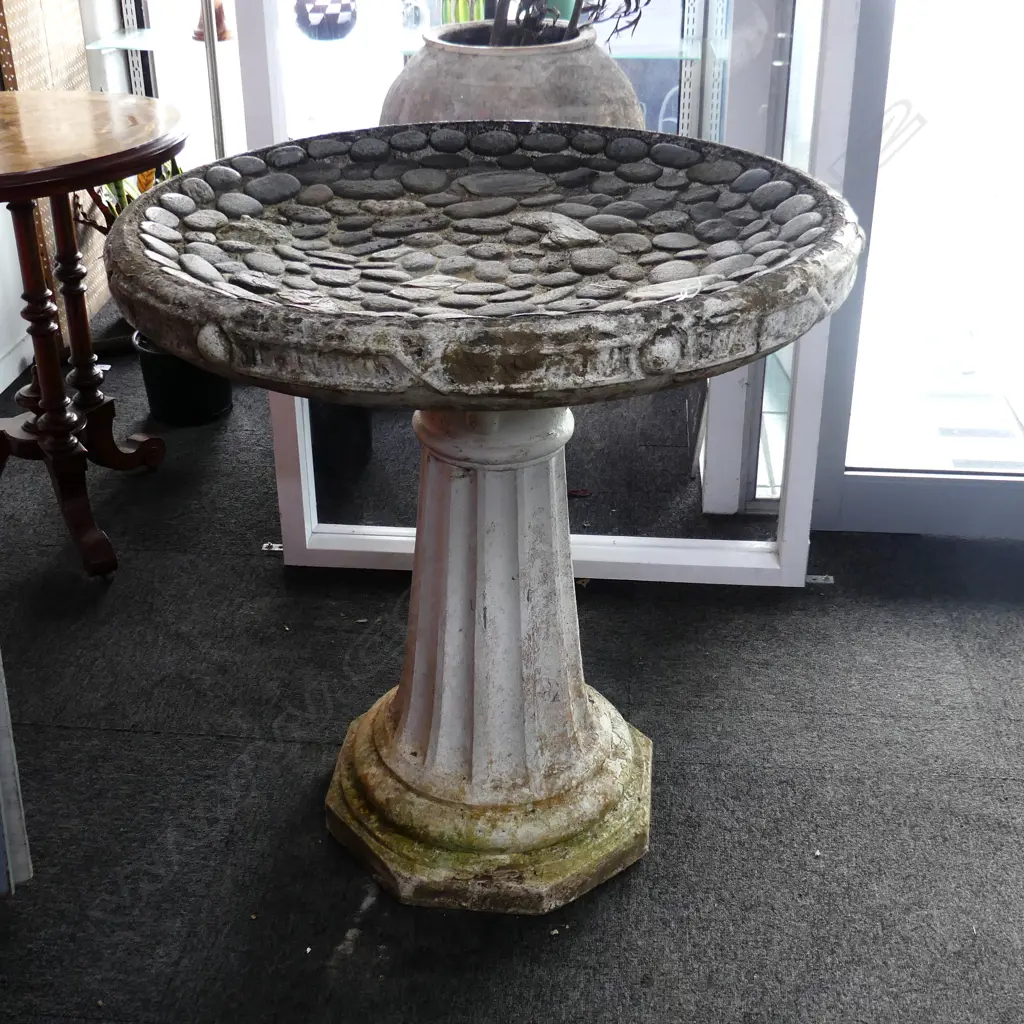 LG 2 PART CONCRETE BIRD BATH w. STONE LINED BOWL H.800mm / 800mm dia Image 1++