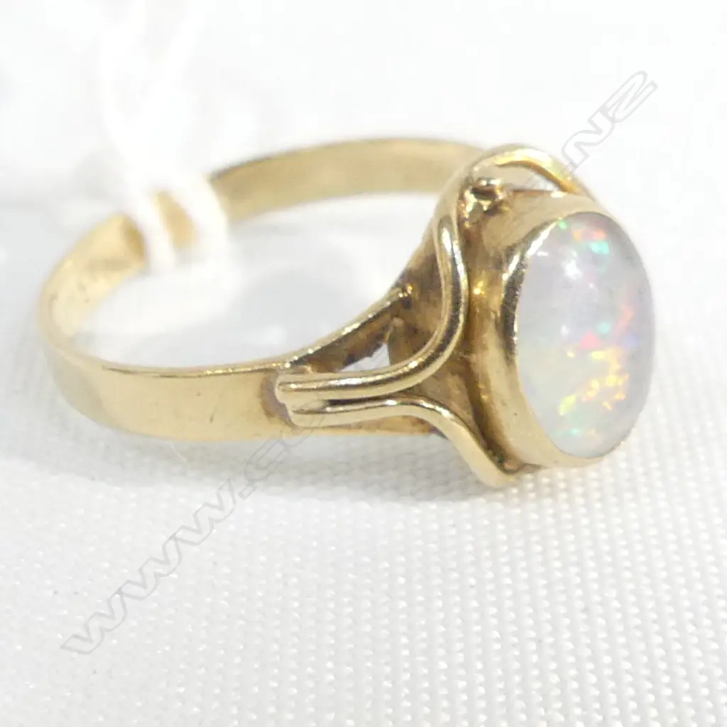 9CT GOLD OPAL RING SIZE Q Image 1++