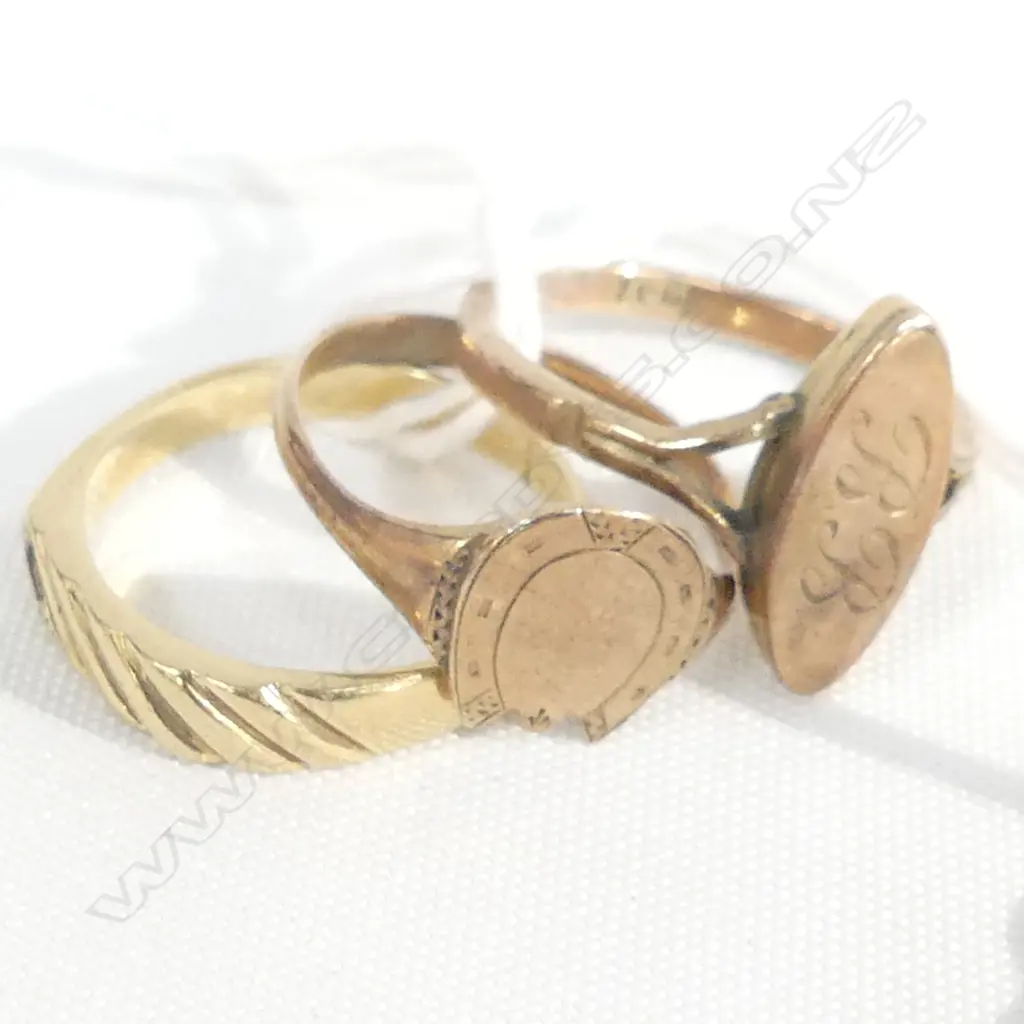 3 ASST 9CT GOLD RINGS;  AF 6.79GMS Image 1++