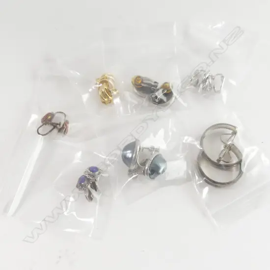 7 PR ASST EARRINGS