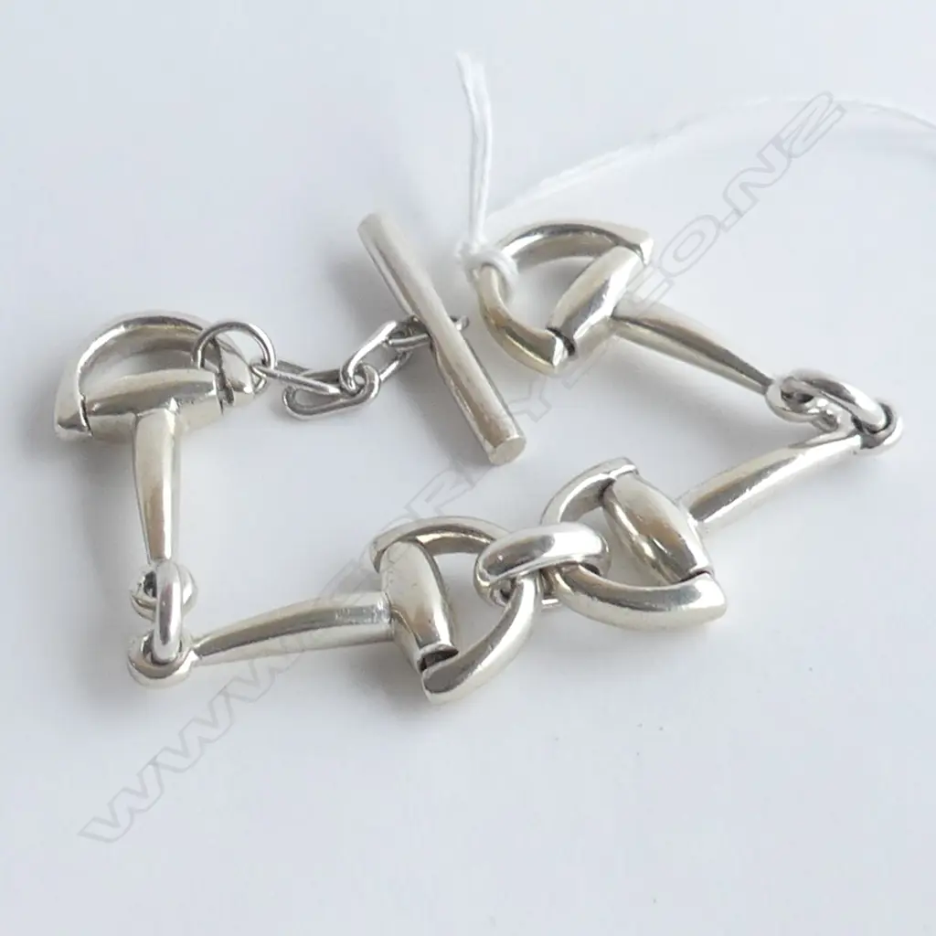 CAST SILVER HORSE BIT (MOUTHBIT) BRACELET 62gms Image 1++