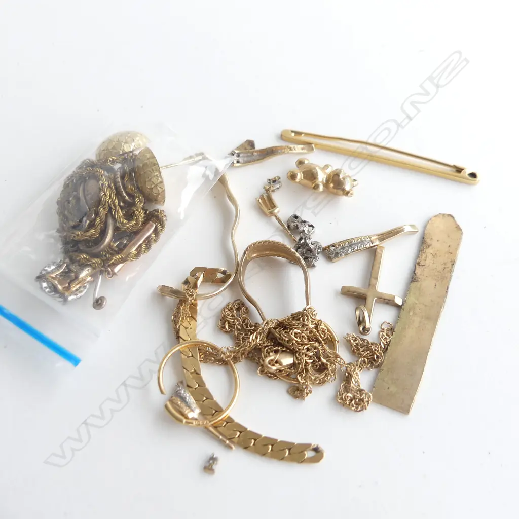 SCRAP GOLD & GOLD PLATE  - GOLD WGT 18.7GMS Image 1++