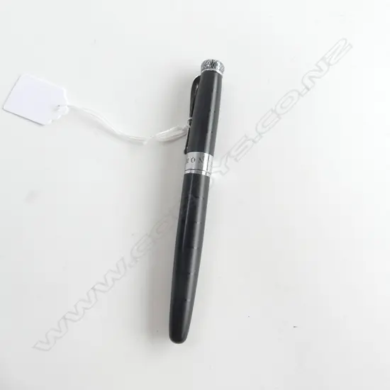 MONT BLANC BLACK CASED black ink pen PUSH-ON LID
