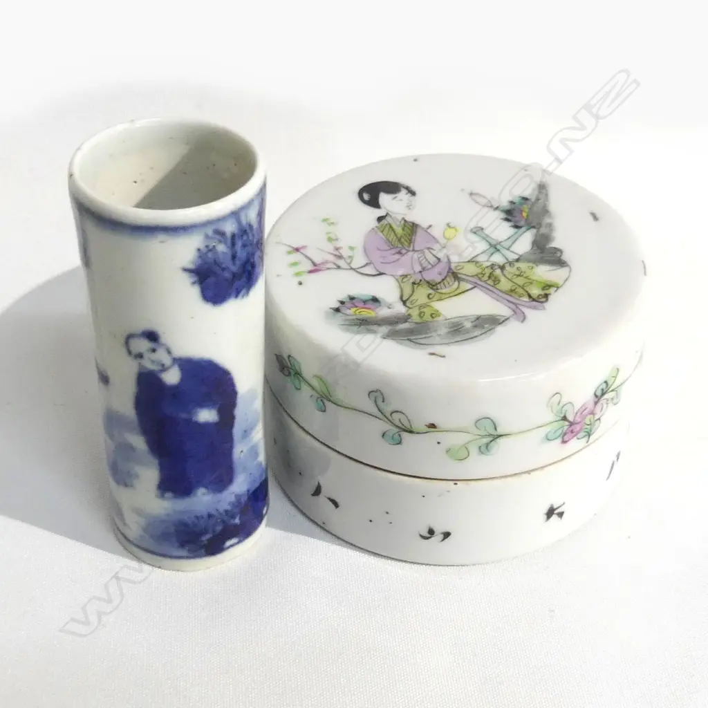 2 CHINESE CERAMICS; LIDDED CONTAINER 80mm dia + SMALL VASE H.85mm Image 1++