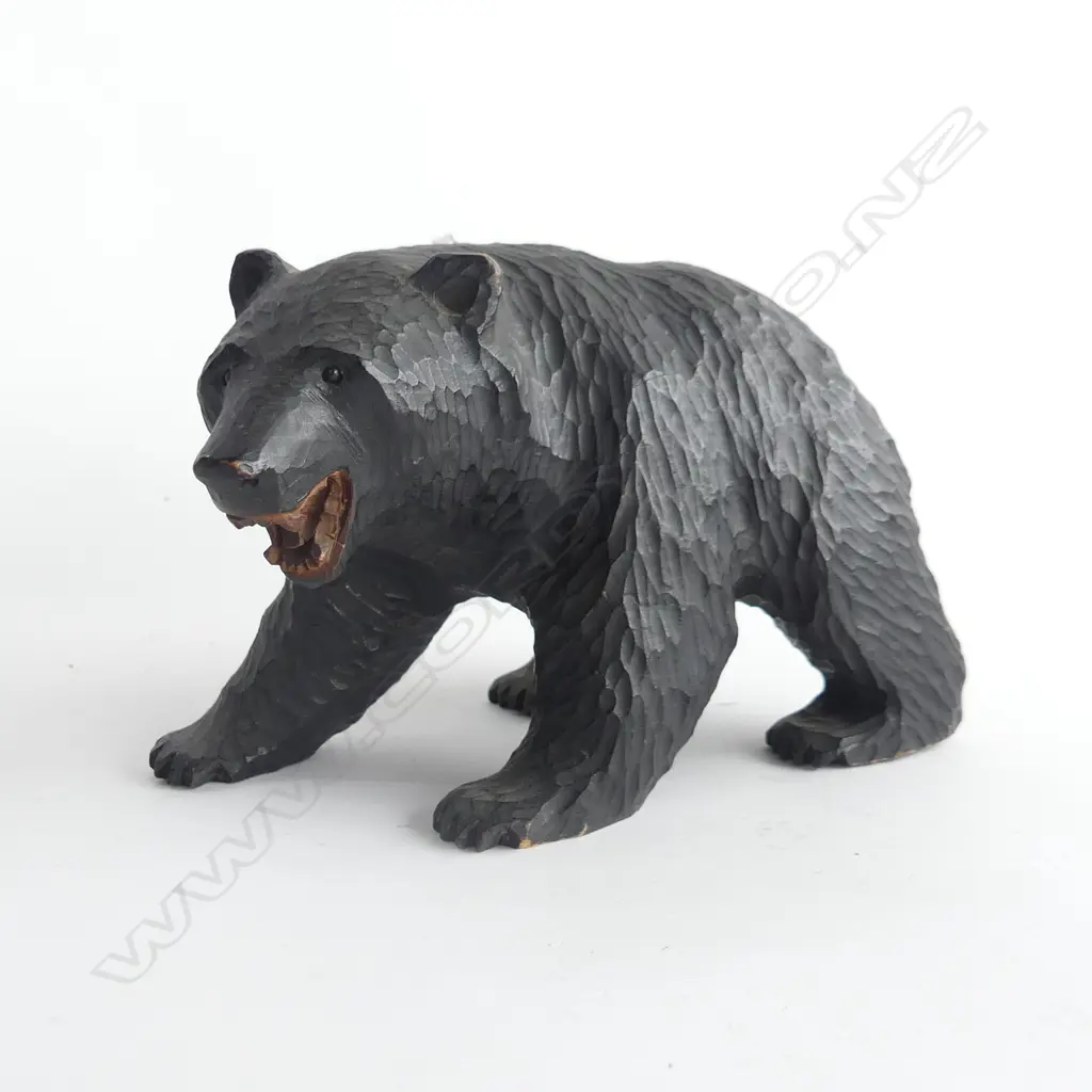 MID CENTURY CARVED WOODEN JAPANESE BROWN BEAR L 170MM Image 1++