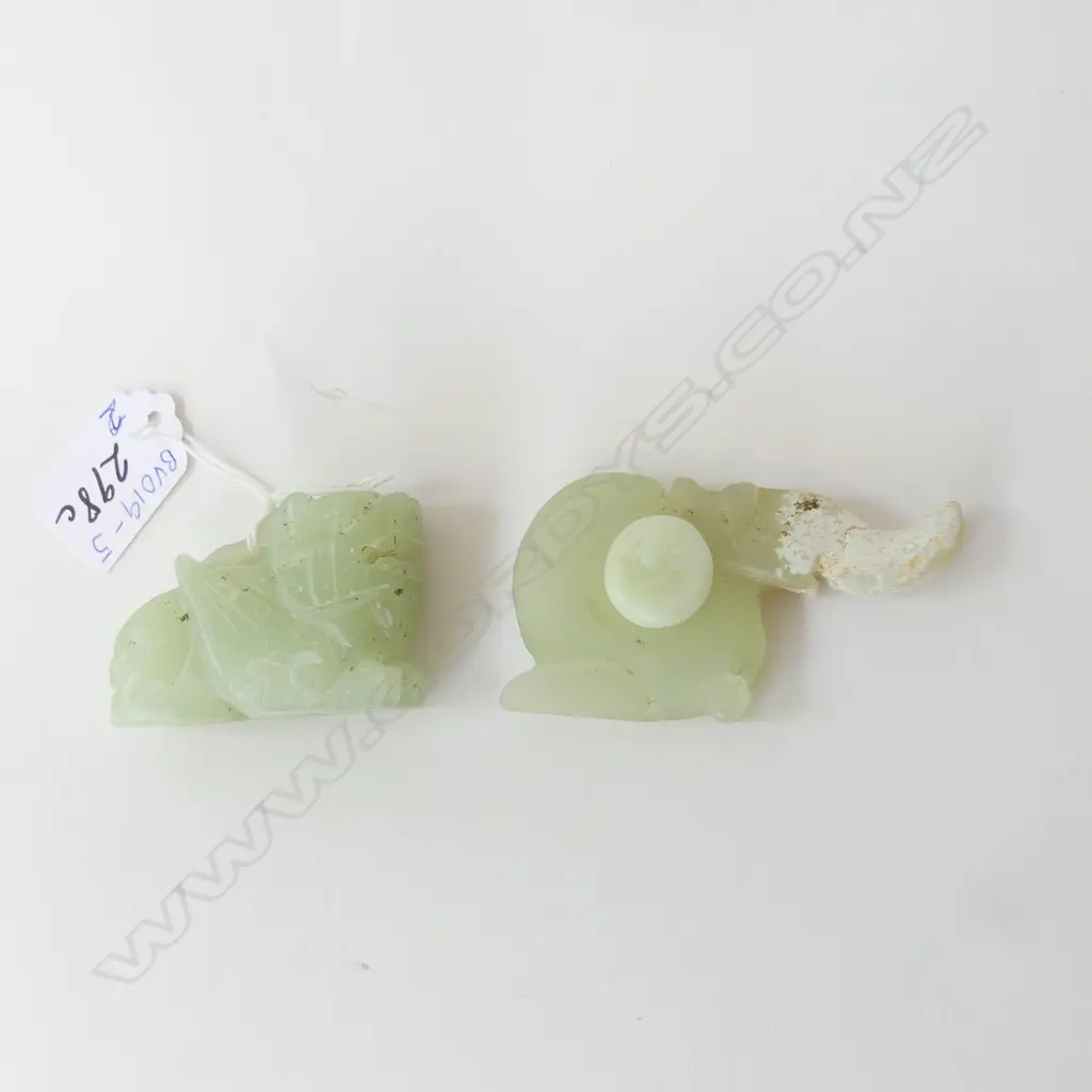 2 PCES SM CARVED JADE PIECES  Image 1++
