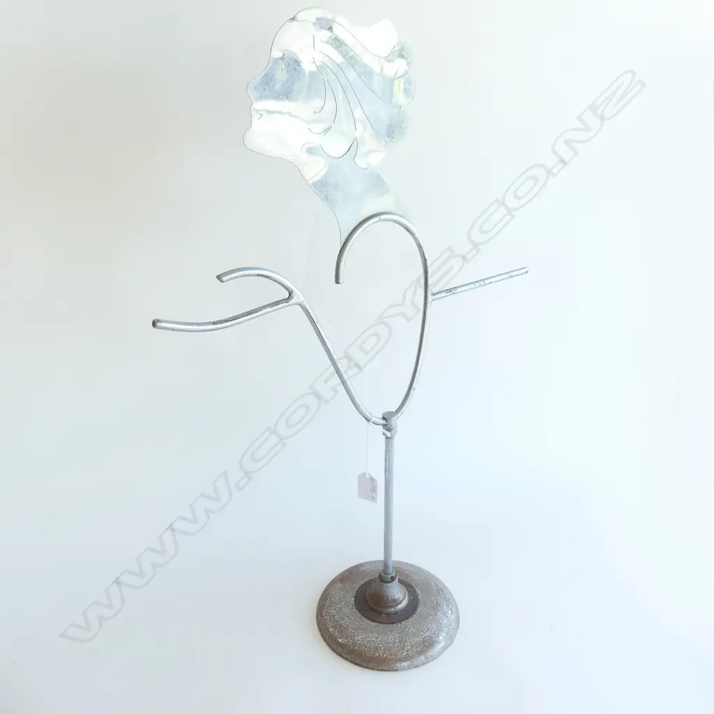 ART DECO DISPLAY STAND WITH CHROME BUST  Image 1++
