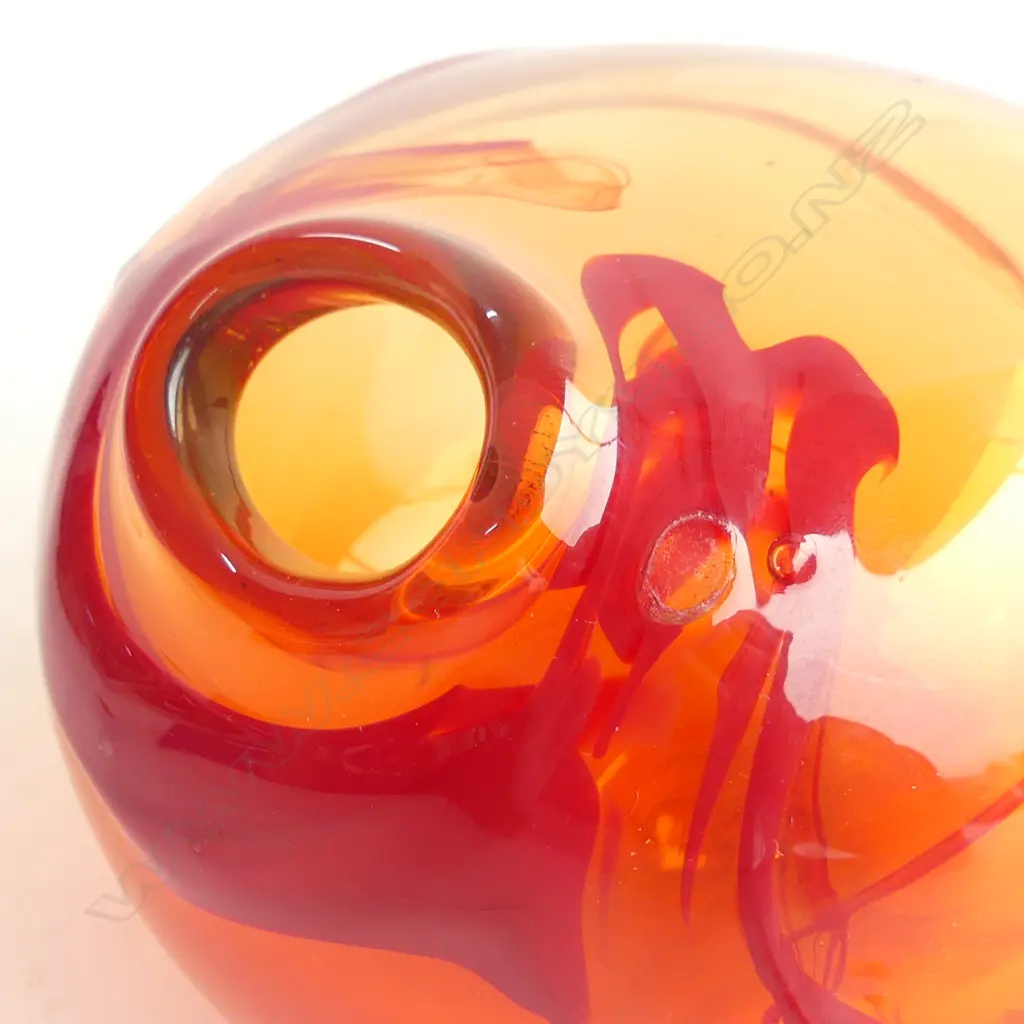 "SAINT VERDE" RED ART GLASS VASE signed & numbered Dia.120mm  Image 1++