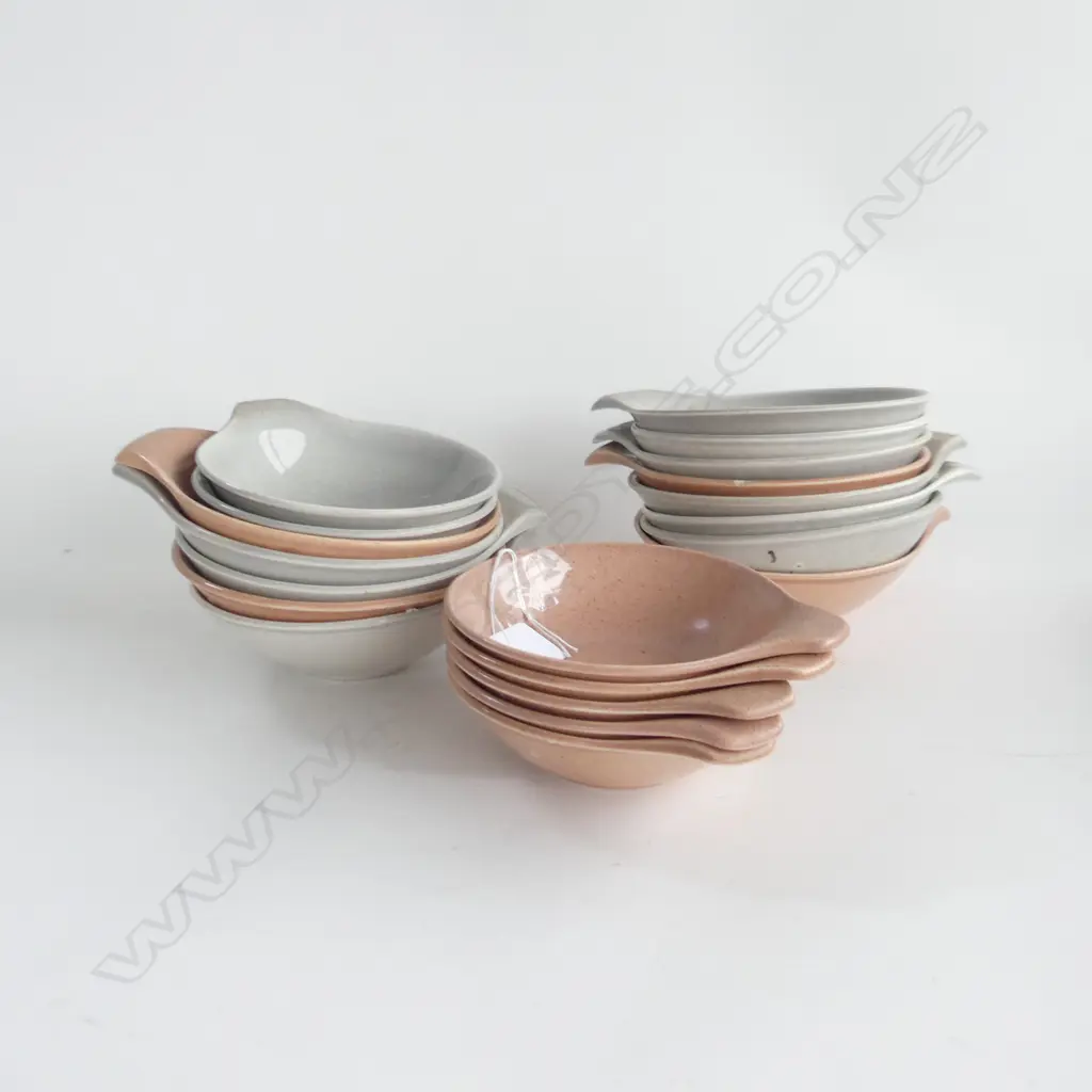 20 RUSSELL WRIGHT SOUP & DESSERT BOWLS Image 1++
