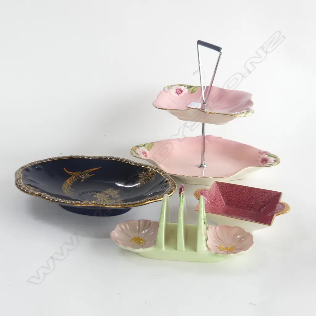 4 PCES ASST. CHINA; CAKE PLATE, TOAST RACK, 2 DISHES Image 1++