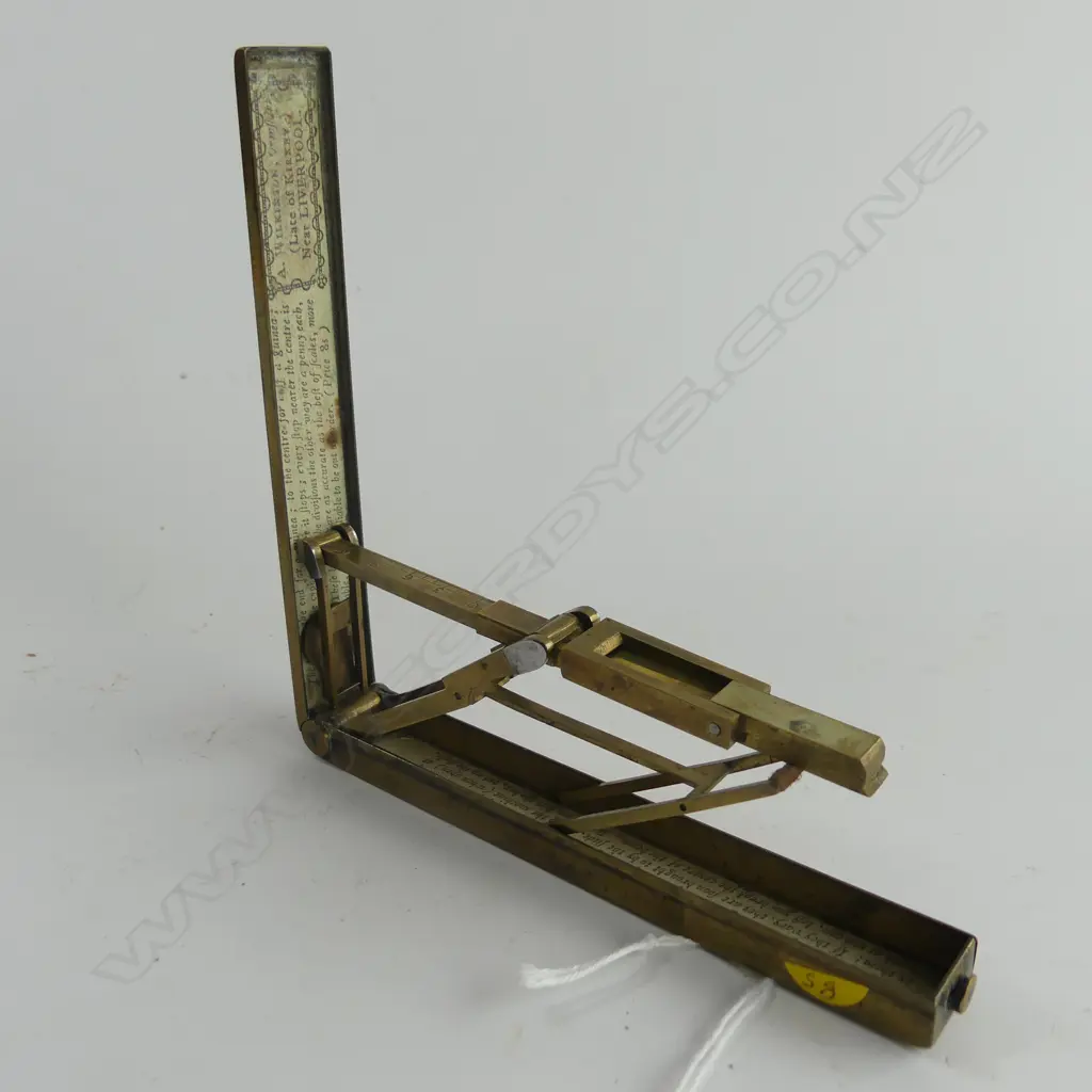 BRASS CASED GUINEA SCALES L 130 MM Image 1++