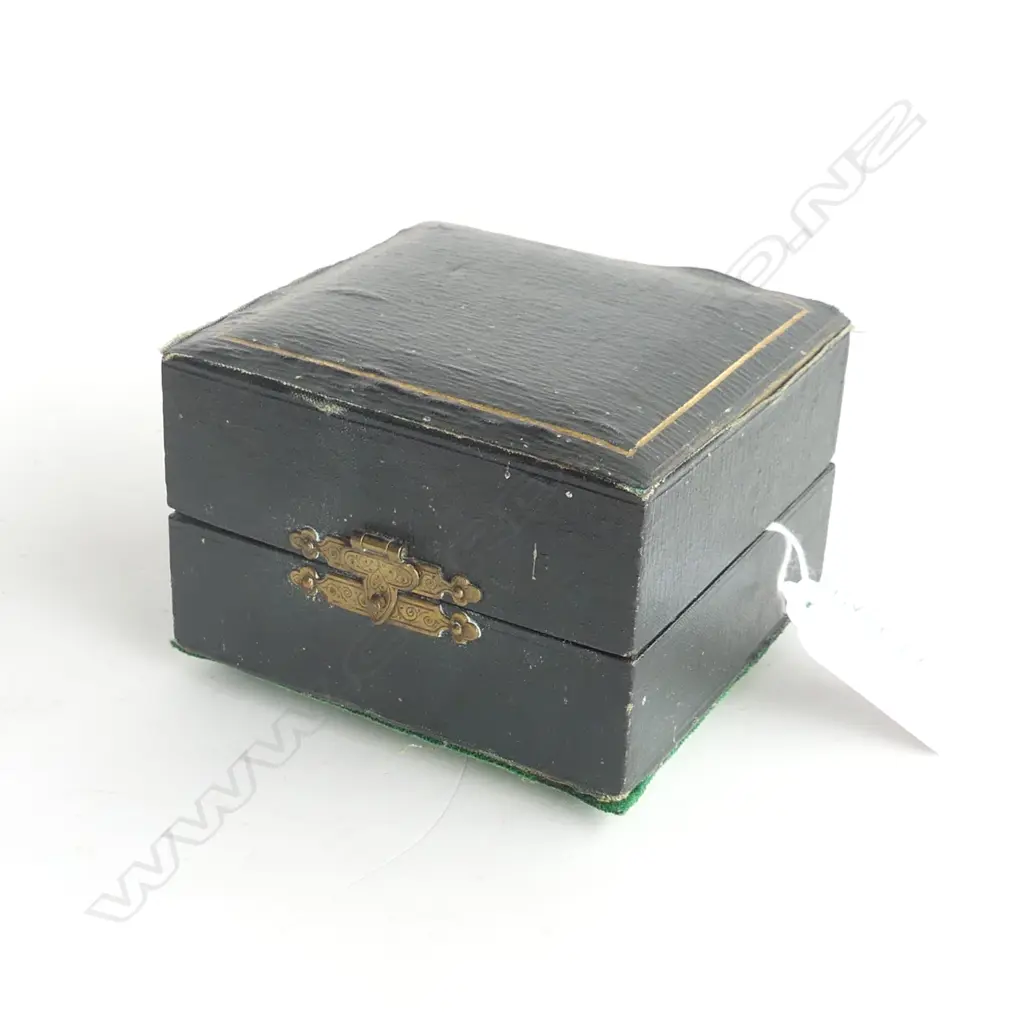 CASED SOUTHALL TYRE PRESSURE GAUGE Image 1++