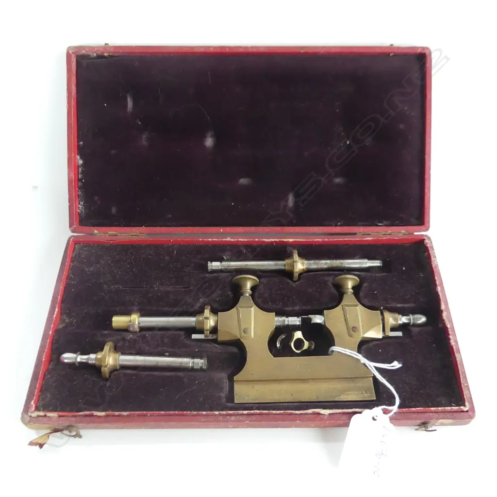 ANTIQUE CASED WATCH MAKER'S LATHE BRASS & STEEL L 240 MM Image 1++