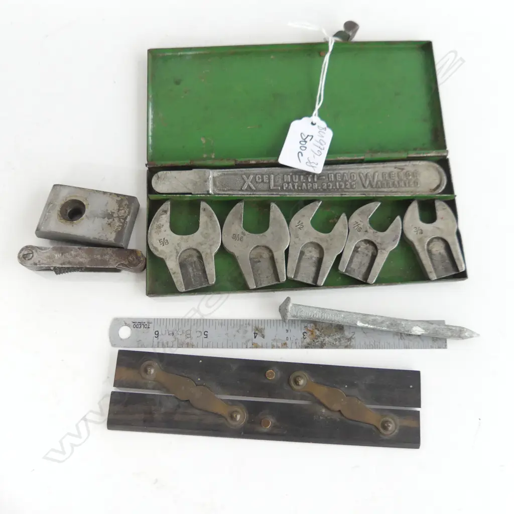 QUANTITY SMALL TOOLS INCLUDING MULTIHEAD WRENCH (BOXED) 2 REFORM PLANES AND SMALL VICE Image 1++
