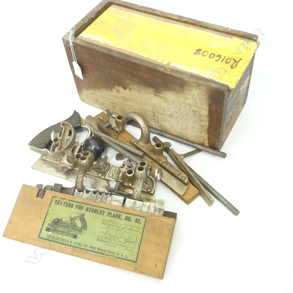 BOXED STANLEY 45 COMBINATION PLANE WITH ROSEWOOD GUIDE AND TOTE ADDITIONAL ATTACHMENTS Image 1++