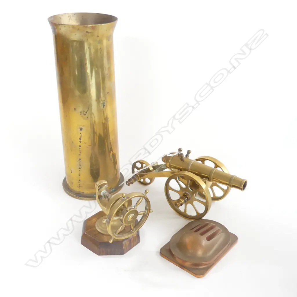 4 BRASS PCES; SHELL CASING VASE H.270mm, CANON, NUTCRACKER & PAPER WEIGHT Image 1++