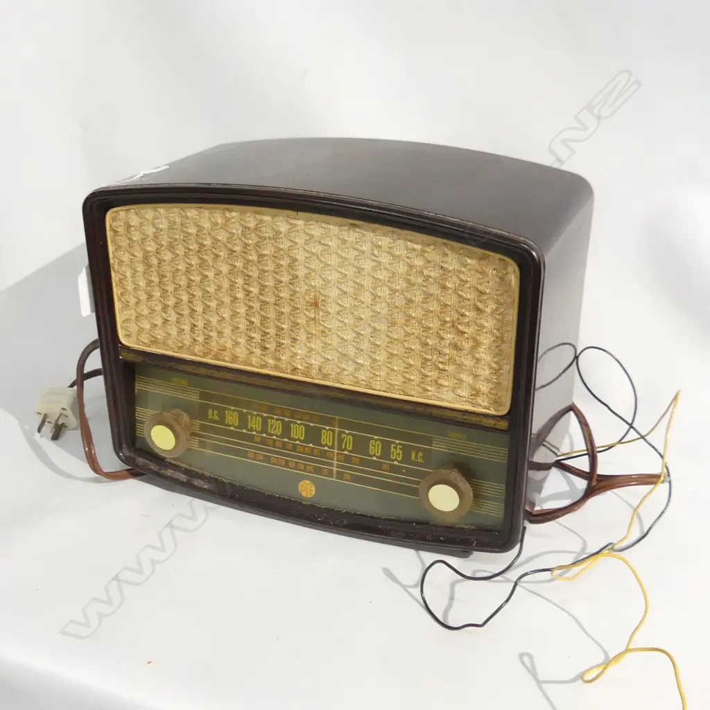 BROWN BAKERLITE PYE MANTLE RADIO Image 1++