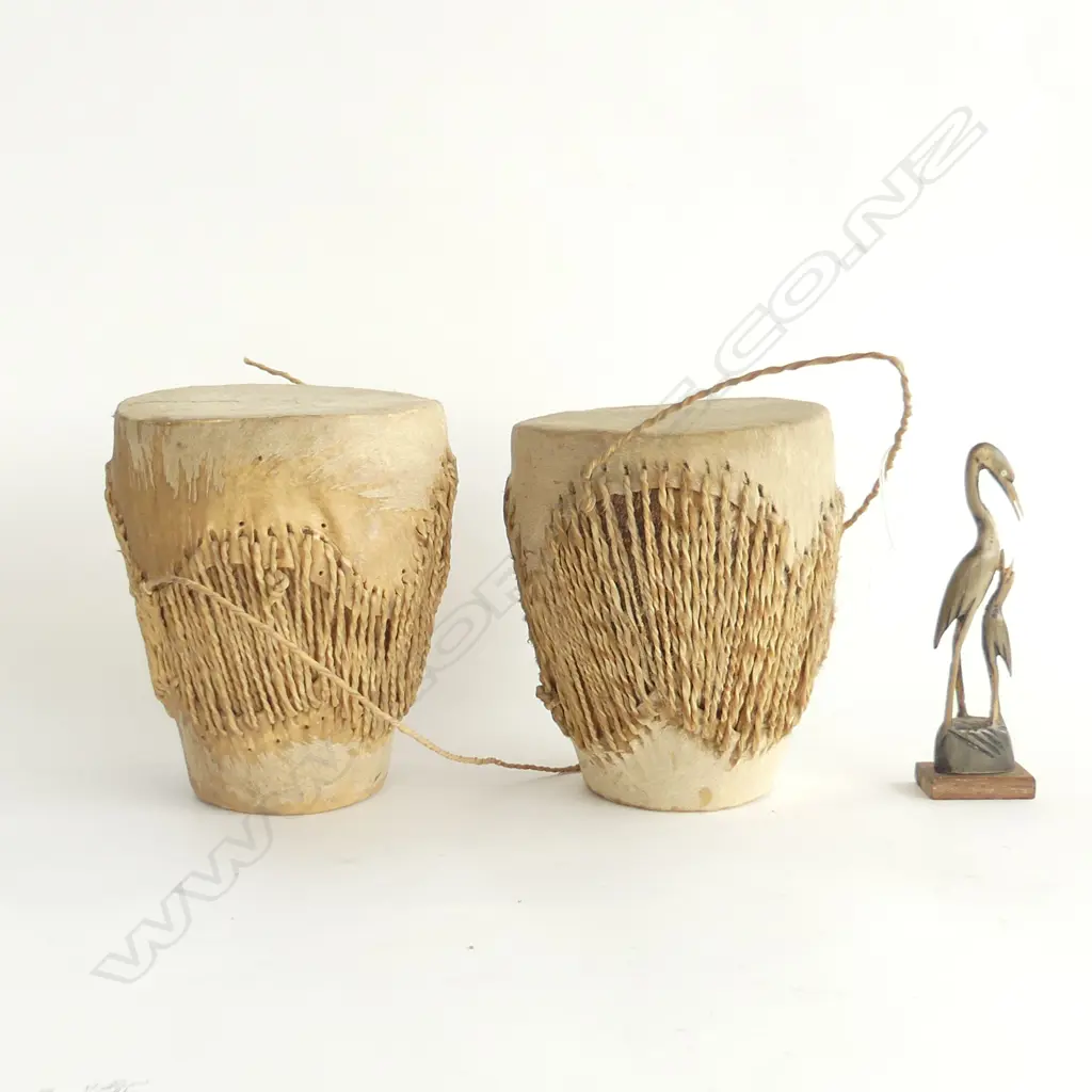 PR VINTAGE SMALL DRUMS + horn carved Masai bird Image 1++