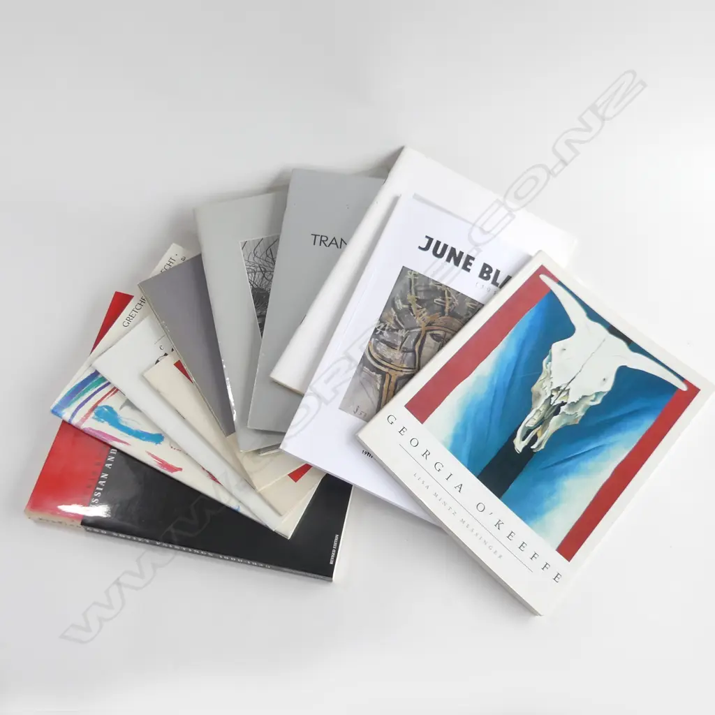 11 ASST. ART BOOKS / PAMPHLETS; GEORGIA O'KEEFE, MRKUSICH, RUSSIAN, MCCAHON ETC Image 1++