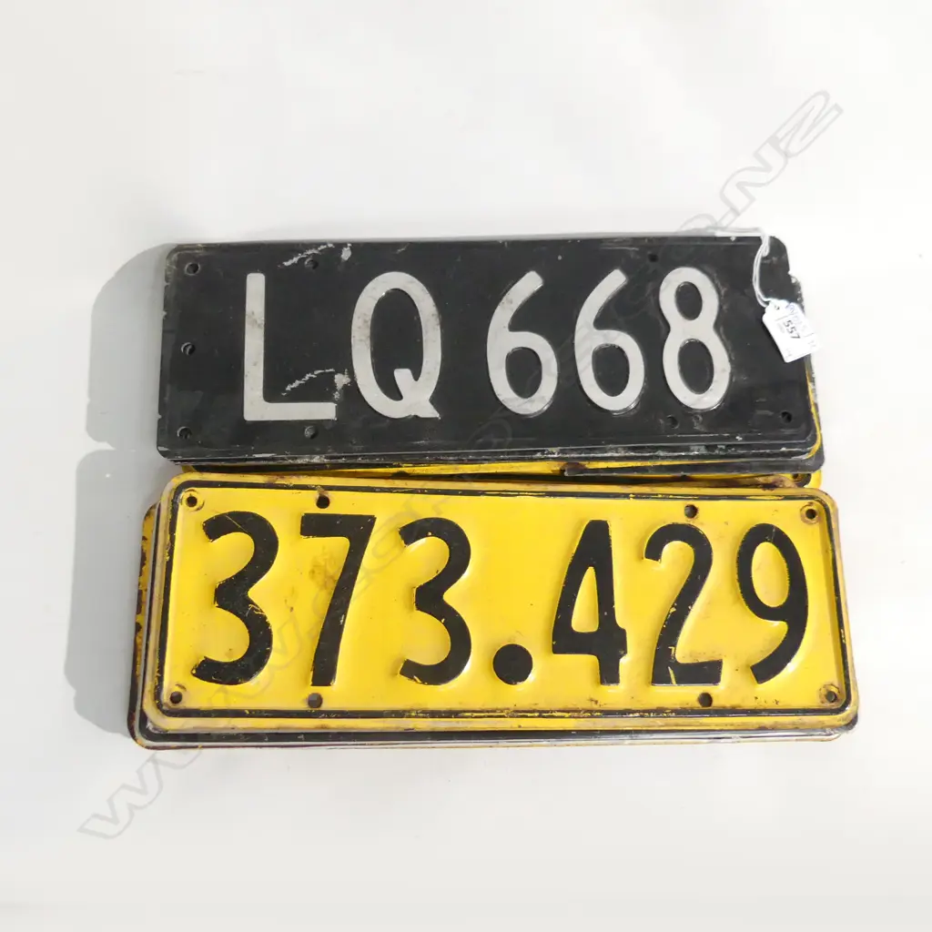 14 VINTAGE LICENCE PLATES W.350mm Image 1++