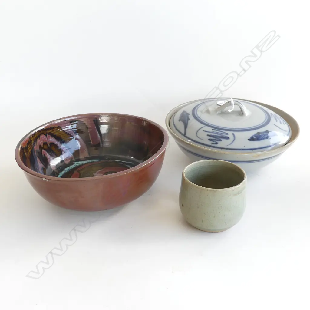 HELEN MASON POTTERY BOWL + MUG & CROWAN POTTERY CASSEROLE  both AF Image 1++