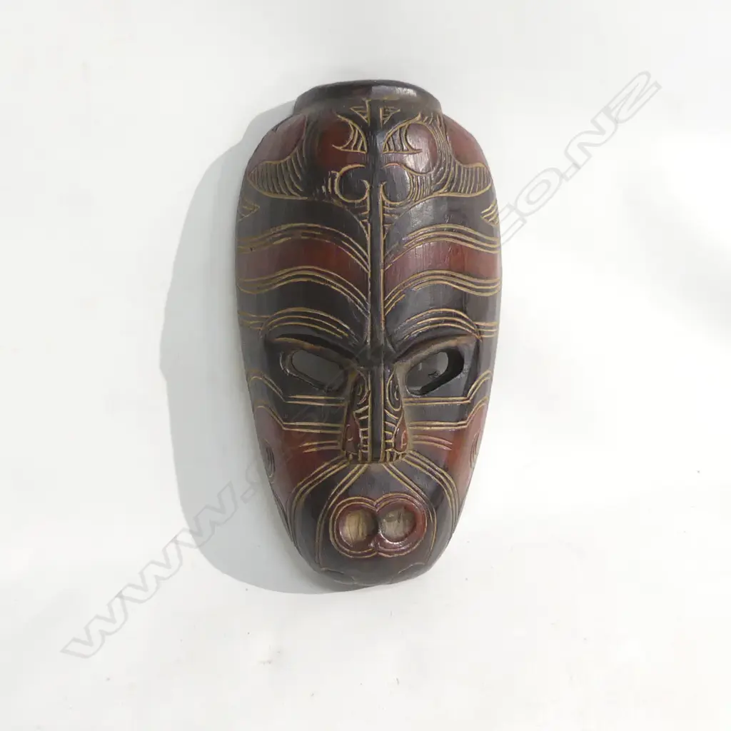 VINTAGE CARVED WOODEN MAORI MASK H.285mm Image 1++
