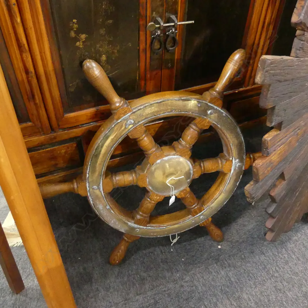 VINTAGE SHIPS WHEEL 750mm dia Image 1++
