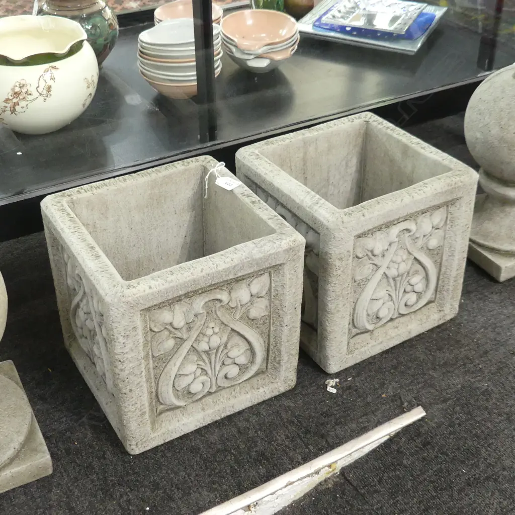 PR CONCRETE GARDEN MOTIF PLANTERS H.265mm Image 1++