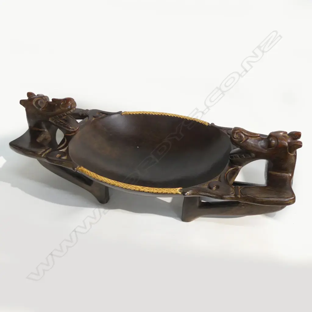 CARVED WOODEN TRIBAL BOWL (spilt) L.600mm - DAYAK CHIEFTAINS? Image 1++