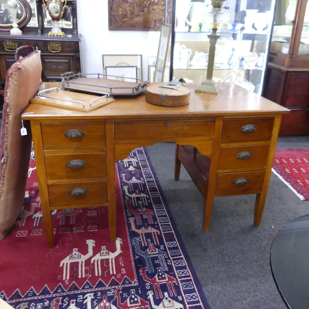 LARGE OLD RIMU DESK 1360x755x785mm Image 1++