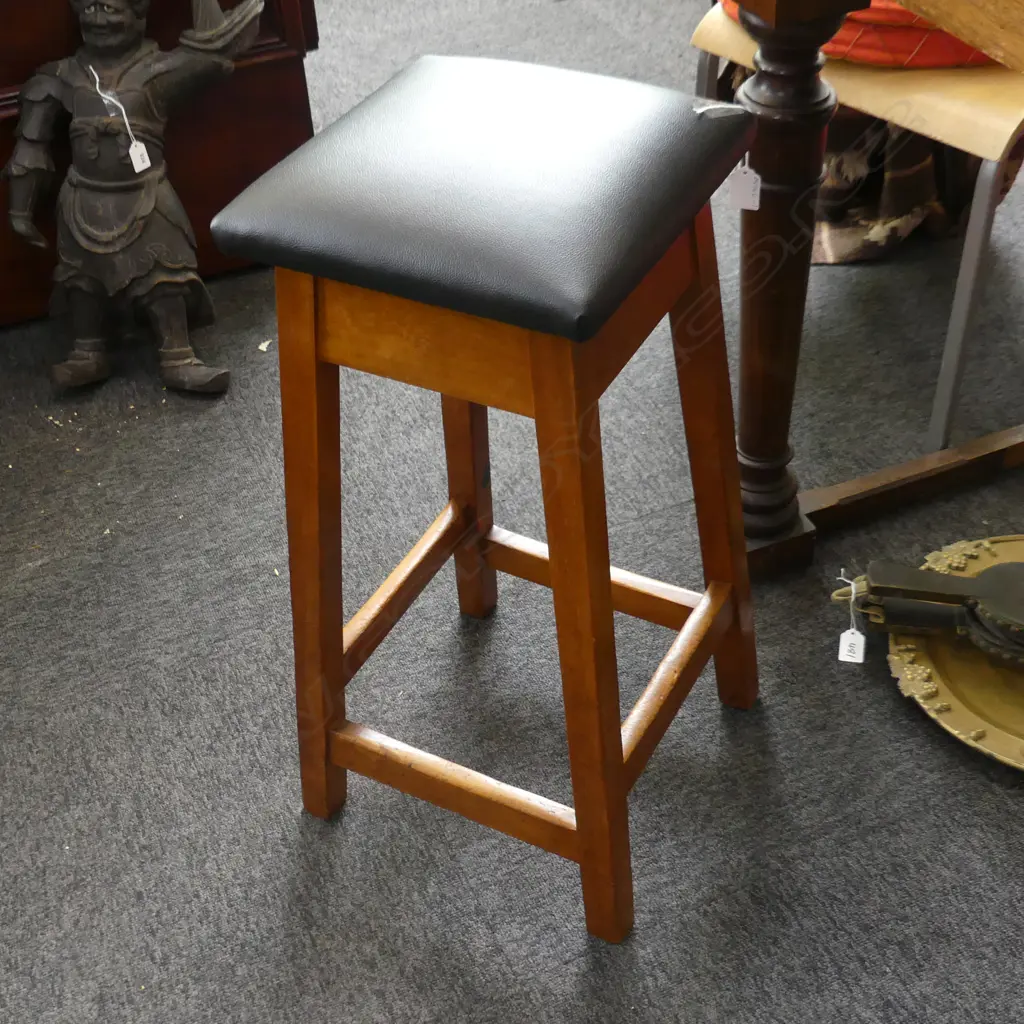 TALL WOODEN STOOL WITH BLACK LEATHER SEAT Image 1++